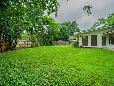 303 Stewart Street Meadowlakes TX 78654