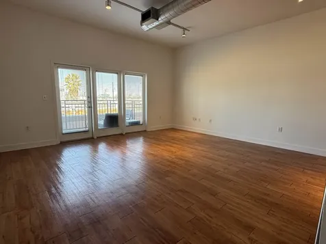 1401 S Flores Street San Antonio TX 78204