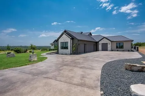 101 Meadow Beauty Horseshoe Bay TX 78657