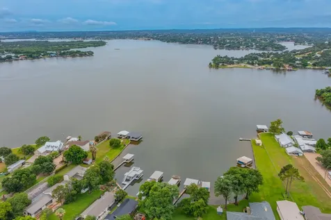306 Beach Dr Drive Sunrise Beach TX 78643