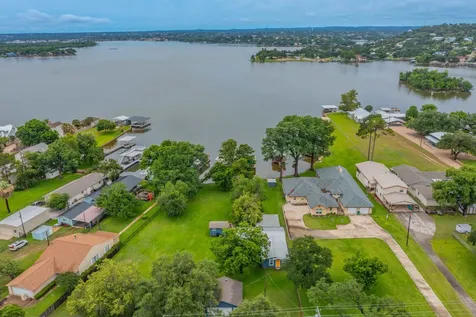 306 Beach Dr Drive Sunrise Beach TX 78643