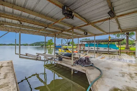 306 Beach Dr Drive Sunrise Beach TX 78643