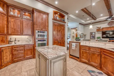 178 Sleepy Oaks Drive Kingsland TX 78639