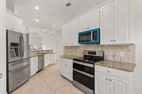 417 Spyglass Street Meadowlakes TX 78654