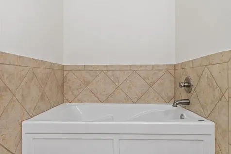 417 Spyglass Street Meadowlakes TX 78654