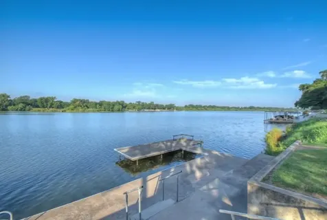 417 Spyglass Street Meadowlakes TX 78654