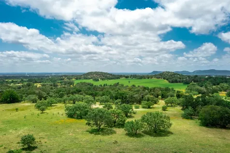 5026 W Ranch Road 1431 Kingsland TX 78639