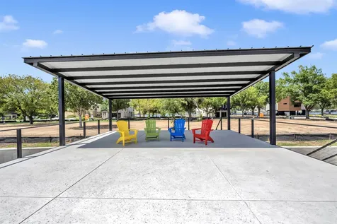 32 Lake Street Kingsland TX 78639