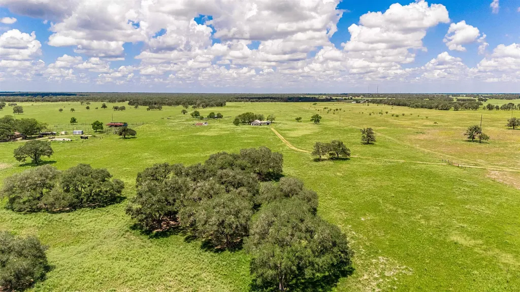 Tbd Garrett Road Yoakum TX 77995