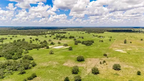Tbd Garrett Road Yoakum TX 77995