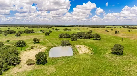 Tbd Garrett Road Yoakum TX 77995
