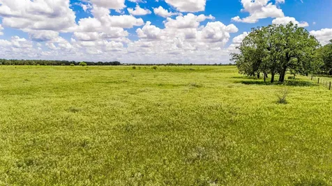 Tbd Garrett Road Yoakum TX 77995