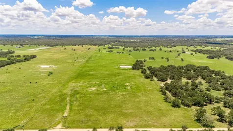 Tbd Garrett Road Yoakum TX 77995