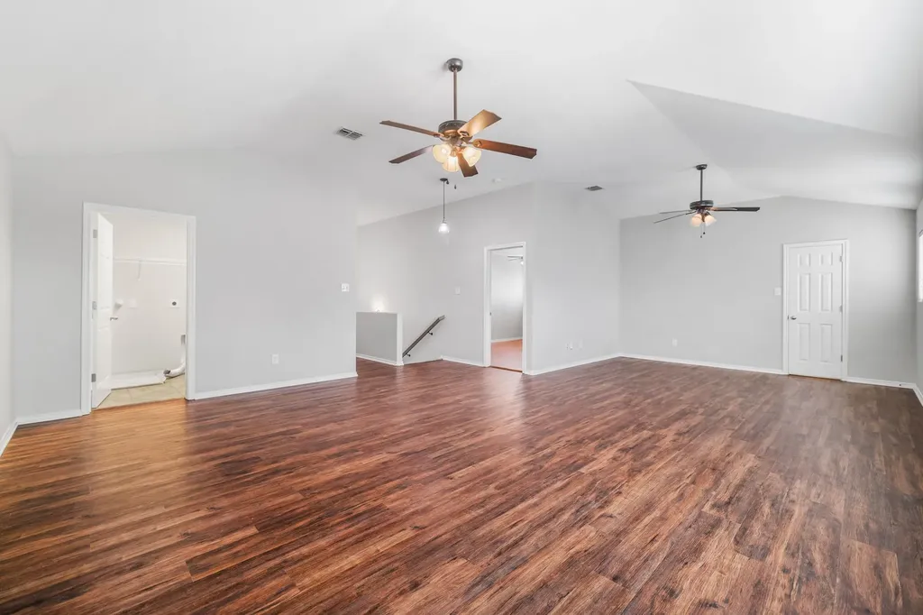 3103 Thunder Gulch San Antonio TX 78245