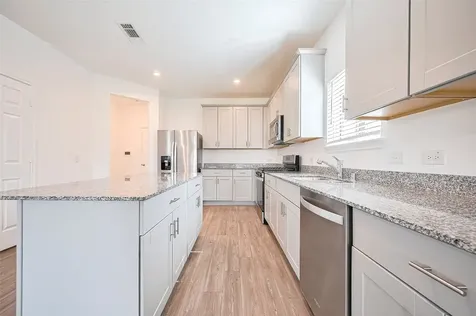 1001 Laguna Cove Drive Katy TX 77493