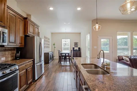 2127 Donna Lane Santa Fe TX 77510