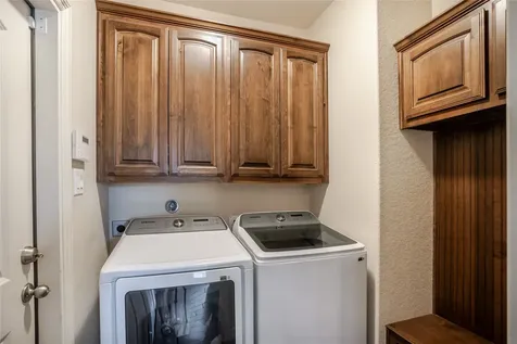 2127 Donna Lane Santa Fe TX 77510