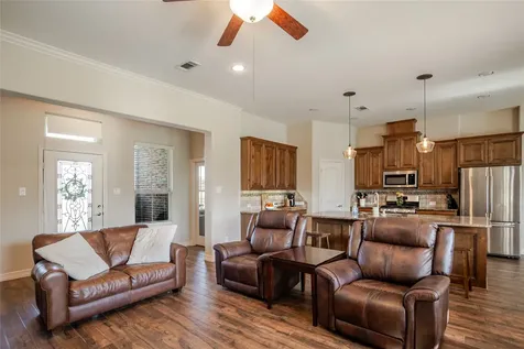2127 Donna Lane Santa Fe TX 77510