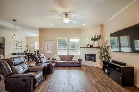 2127 Donna Lane Santa Fe TX 77510