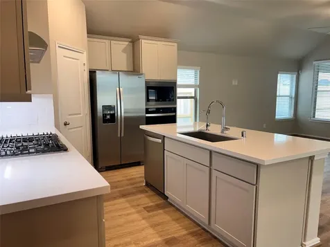 8420 International Falls Drive Porter TX 77365