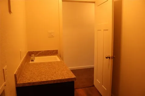 10535 Mills Road 9c Houston TX 77070