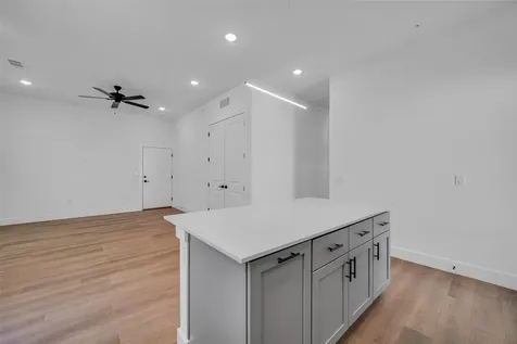1601-515 Mustang Drive Marble Falls TX 78654