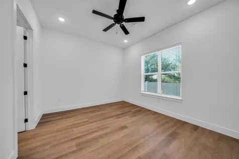 1601-515 Mustang Drive Marble Falls TX 78654