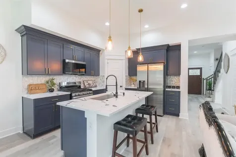 890 Lucky Street A Houston TX 77088