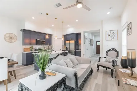 890 Lucky Street A Houston TX 77088