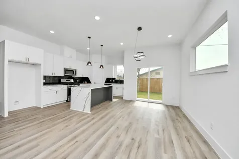 3524 Rebecca Street Houston TX 77021