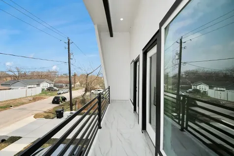 3524 Rebecca Street Houston TX 77021