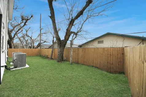 3524 Rebecca Street Houston TX 77021