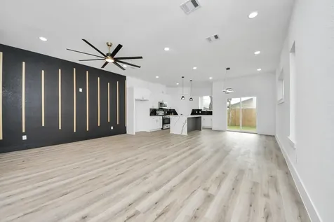 3524 Rebecca Street Houston TX 77021