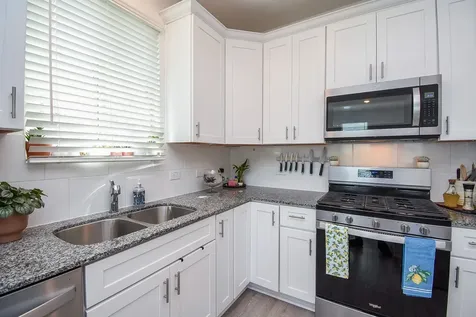338 Paso Fino Drive Alvin TX 77511