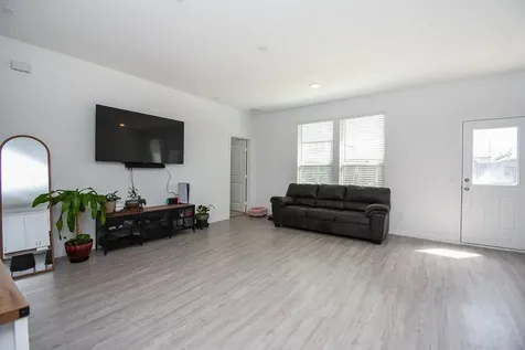338 Paso Fino Drive Alvin TX 77511