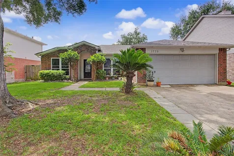 1730 Oak Valley Drive Kemah TX 77565