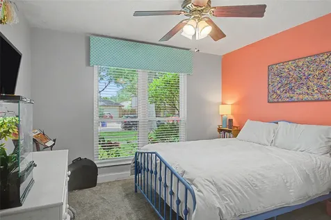 1730 Oak Valley Drive Kemah TX 77565