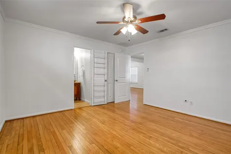 905 Kern Street Houston TX 77009