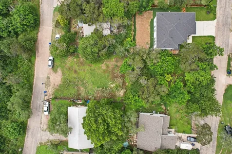 11112 Oak Street Jonestown TX 78645
