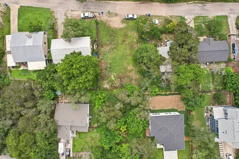 11112 Oak Street Jonestown TX 78645