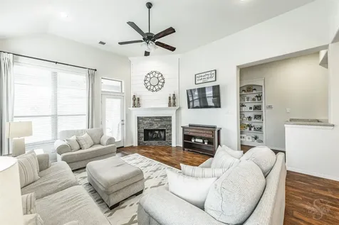 6003 Hedgepark Drive Richmond TX 77407