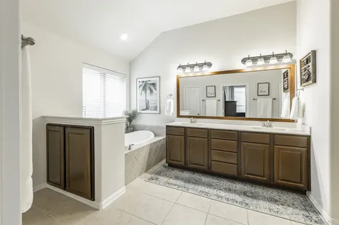 6003 Hedgepark Drive Richmond TX 77407