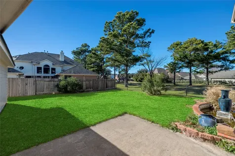 17411 Lonesome Dove Trail Houston TX 77095