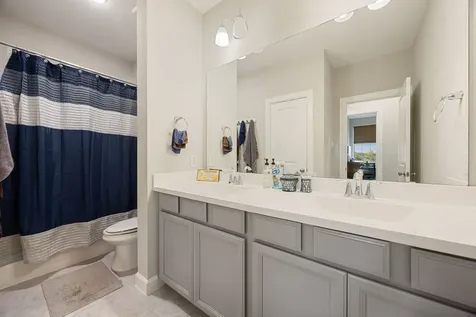 2011 Big Creek Way Missouri City TX 77459