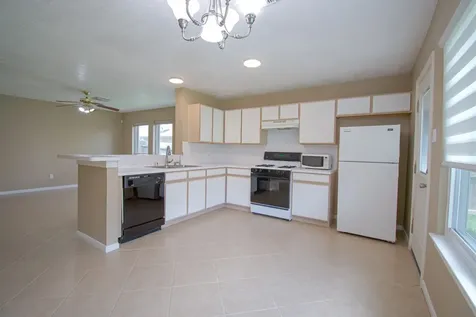16123 Canaridge Drive Houston TX 77053
