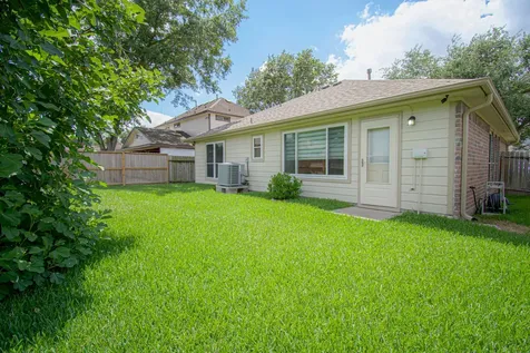 16123 Canaridge Drive Houston TX 77053