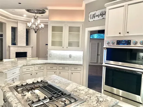 211 Wedgewood Drive Montgomery TX 77356