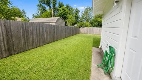 108 Britton Drive Silsbee TX 77656