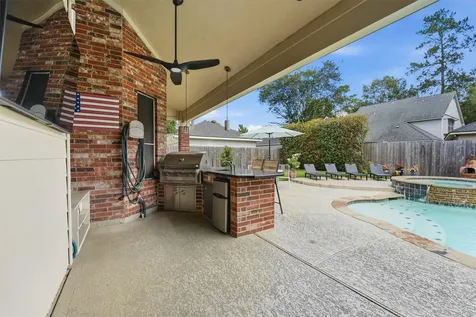 3106 Soft Fern Court Kingwood TX 77345