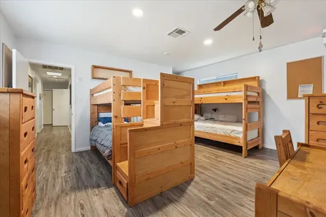 240 W 23rd Street Houston TX 77008